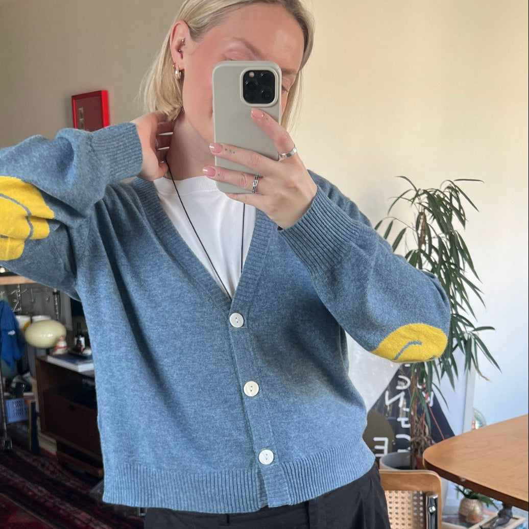 Smile V-neck Cardigan