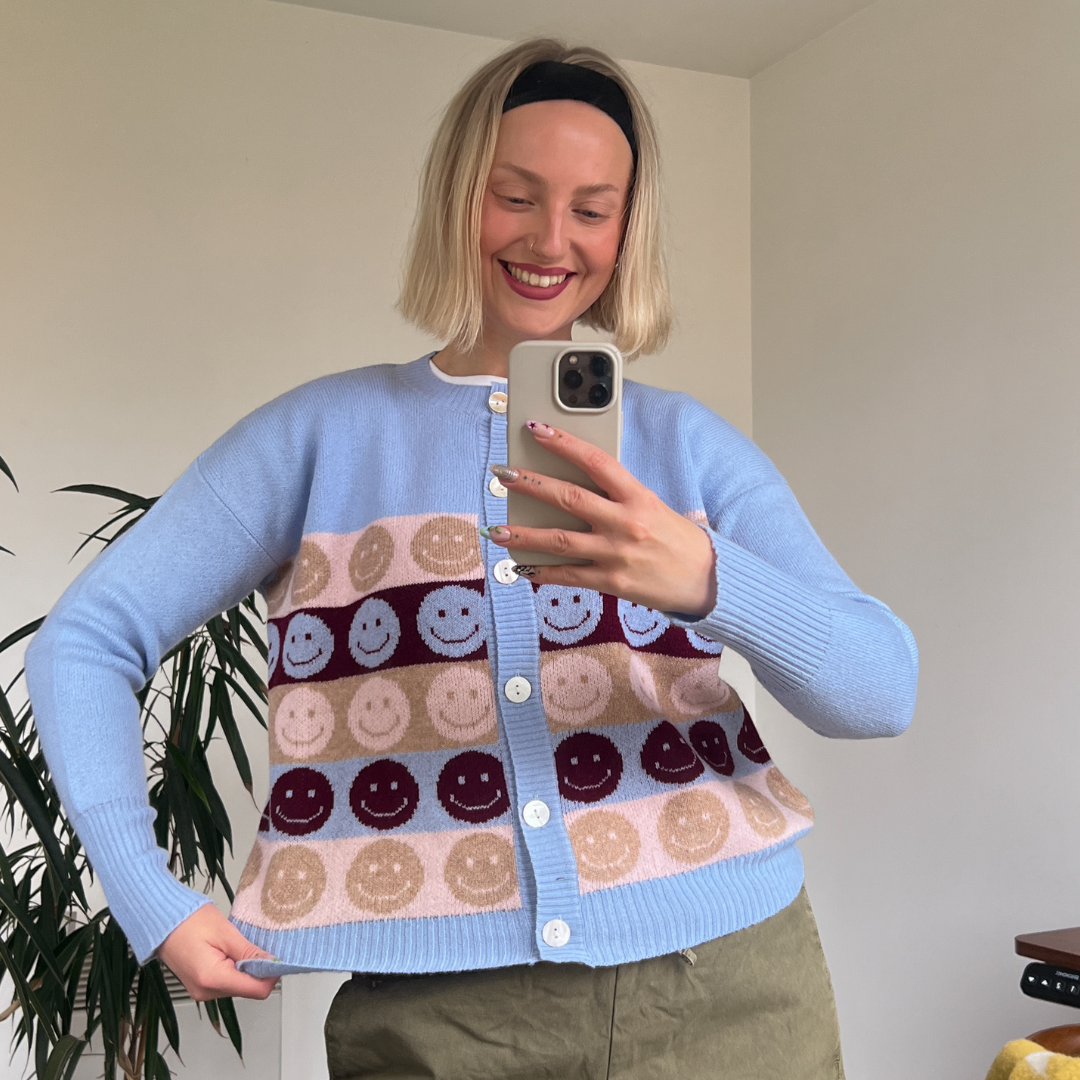 Smile Cardigan