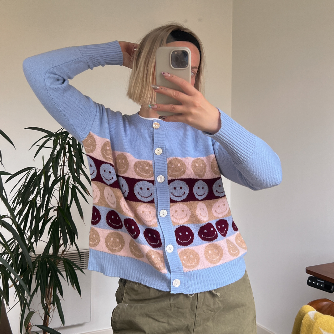 Smile Cardigan